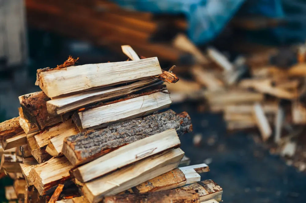 Livraison de bois près de Janzé